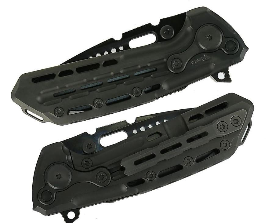 # ** ÄLMOST GONE ** Reate Knives - TERMINATOR TX-228 - 3.7 inch M390 Blade - with additional Dual Stud Locking System