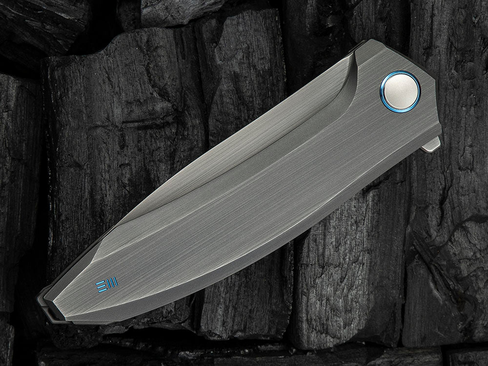 # ** HERE NOW ** - WE Knives - WE23070 ACCUMINAL - 3.98 INCH VANAX Blade - Titanium Handle