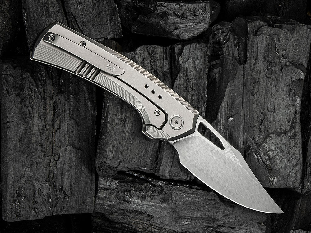 # ** ALMOST GONE ** WE Knife - WE22040 NEFARIS - 20CV Blade - NEW FLAME ANODIZED MODEL