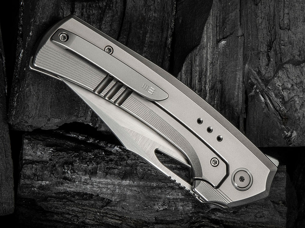 # ** ALMOST GONE ** WE Knife - WE22040 NEFARIS - 20CV Blade - NEW FLAME ANODIZED MODEL