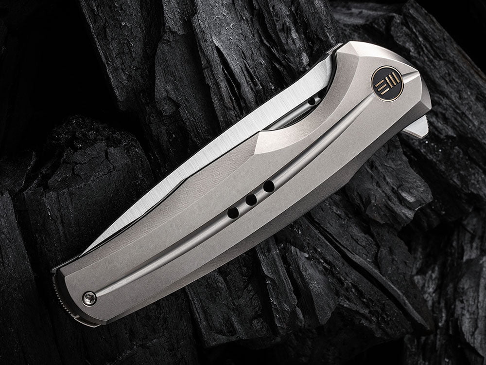 # ** COMING SOON ** WE Knife - WE01J 601X - 20CV Blade - 10TH ANNIVERSARY EDITION - True Talon