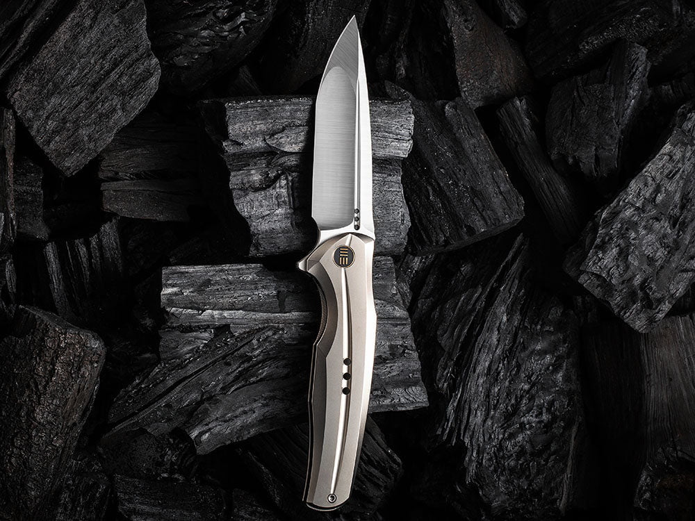 # ** COMING SOON ** WE Knife - WE01J 601X - 20CV Blade - 10TH ANNIVERSARY EDITION - True Talon