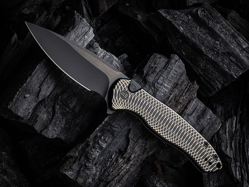 # ** HERE NOW ** WE Knife - WE19002 KITEFIN - Button Lock - 20CV Blade - Carbon Fiber & Titanium Handle - True Talon