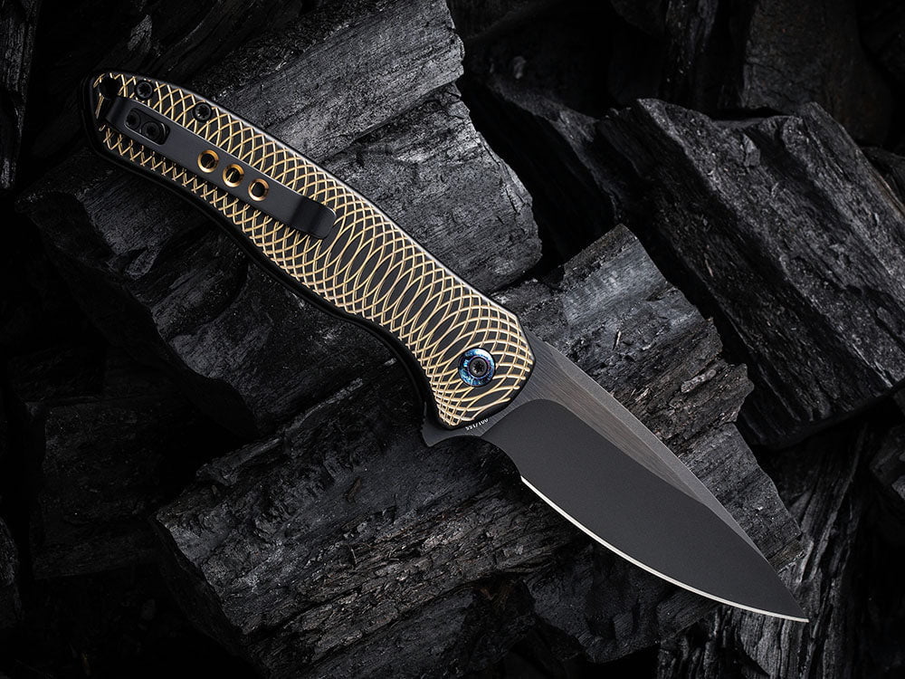 # ** HERE NOW ** WE Knife - WE19002 KITEFIN - Button Lock - 20CV Blade - Carbon Fiber & Titanium Handle - True Talon