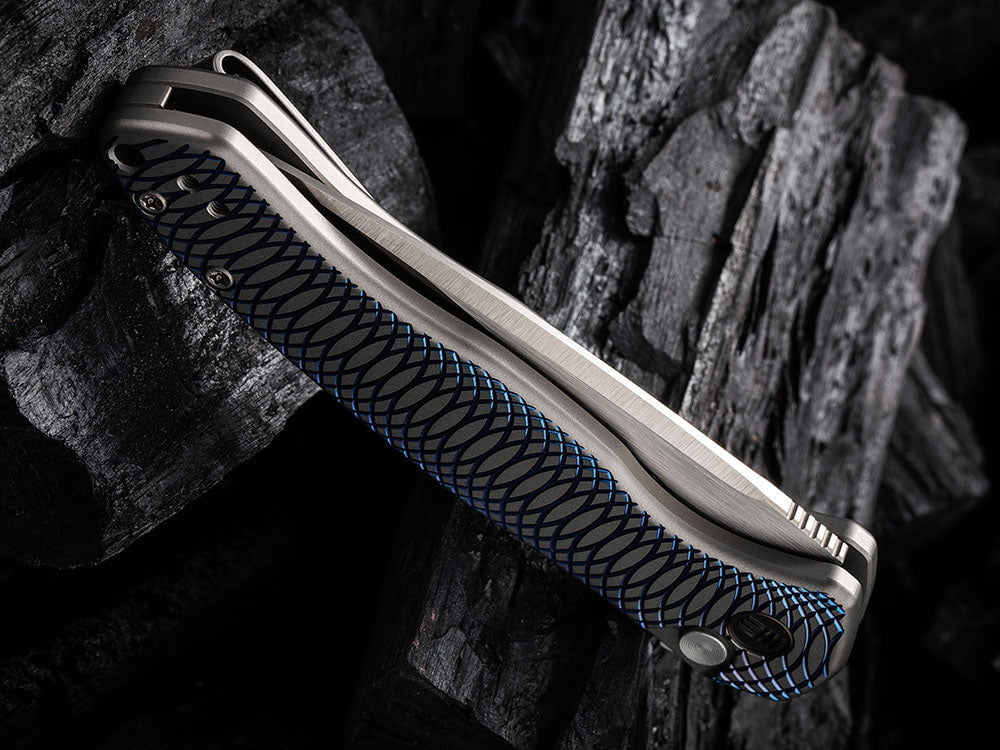 # ** HERE NOW ** WE Knife - WE19002 KITEFIN - Button Lock - 20CV Blade - Carbon Fiber & Titanium Handle - True Talon