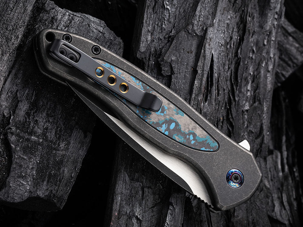 # ** HERE NOW ** WE Knife - WE19002 KITEFIN - Button Lock - 20CV Blade - Carbon Fiber & Titanium Handle - True Talon