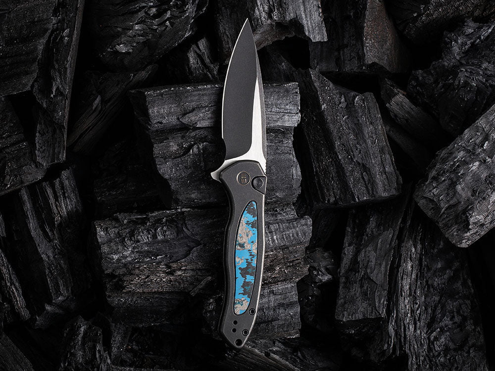 # ** HERE NOW ** WE Knife - WE19002 KITEFIN - Button Lock - 20CV Blade - Carbon Fiber & Titanium Handle - True Talon