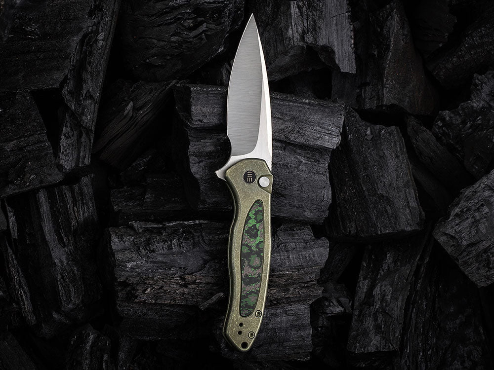 # ** HERE NOW ** WE Knife - WE19002 KITEFIN - Button Lock - 20CV Blade - Carbon Fiber & Titanium Handle - True Talon
