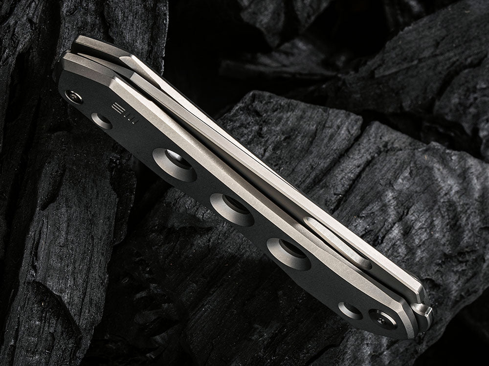 # ** NOW HERE ** WE Knife WE21031 - SNECX VISION R - 20CV Blade - NEW TIGER STRIPE MODEL
