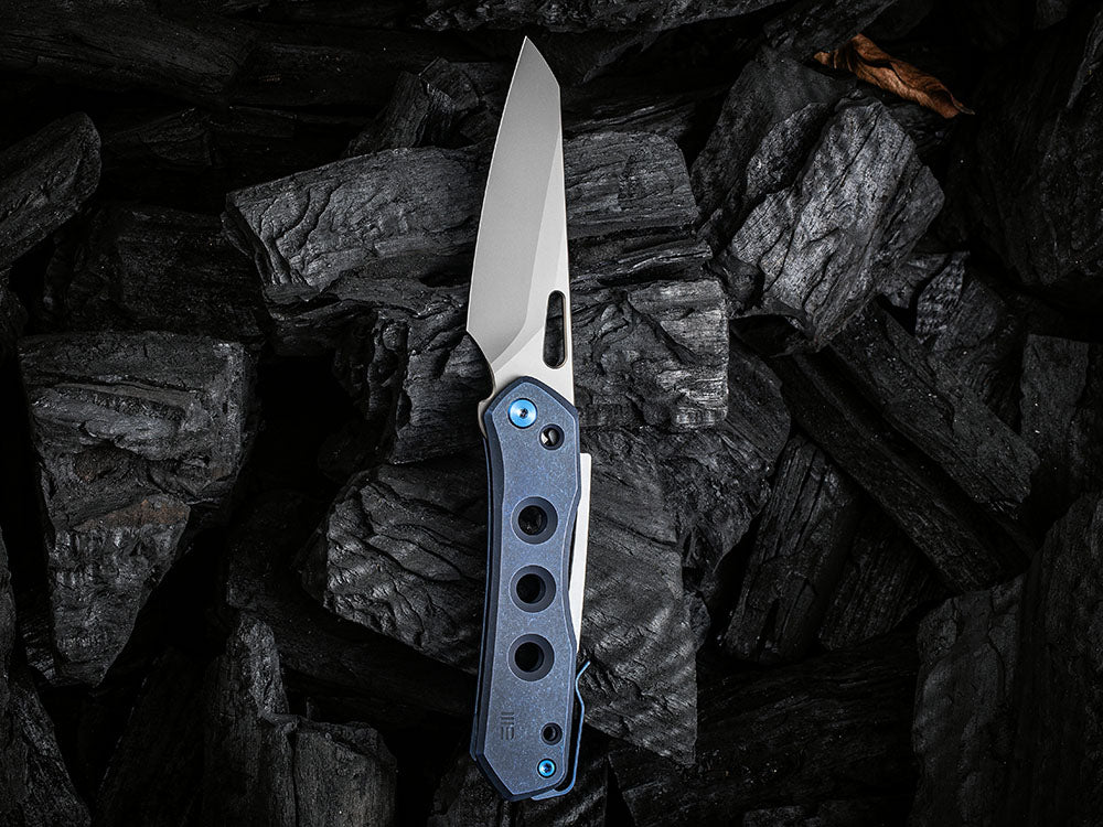 # ** NOW HERE ** WE Knife WE21031 - SNECX VISION R - 20CV Blade - NEW TIGER STRIPE MODEL