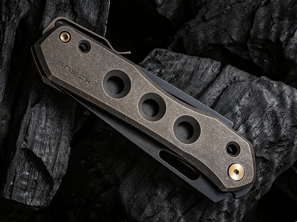 # ** NOW HERE ** WE Knife WE21031 - SNECX VISION R - 20CV Blade - NEW TIGER STRIPE MODEL