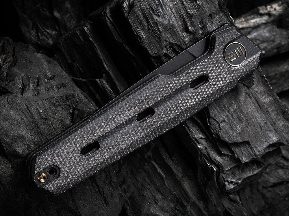 # ** HERE NOW ** WE Knife - WE22026 NAVO - 20CV Blade - Titanium Handle - OSTAP HEL DESIGN - True Talon