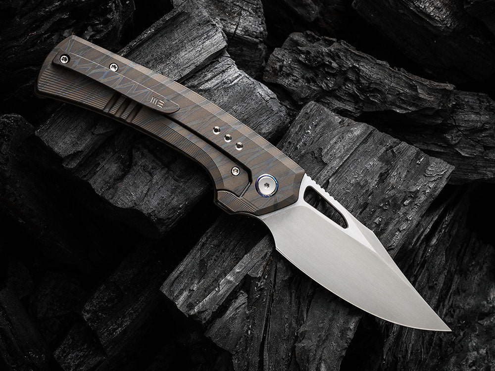 # ** ALMOST GONE ** WE Knife - WE22040 NEFARIS - 20CV Blade - NEW FLAME ANODIZED MODEL