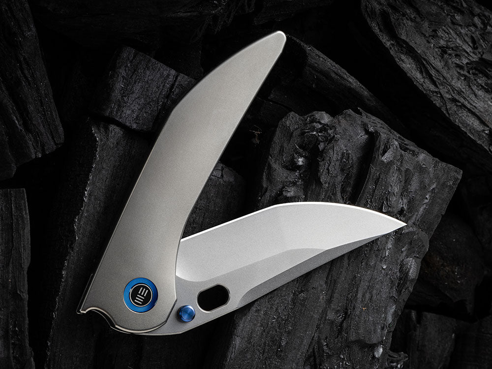 # ** HERE NOW ** - WE Knives - WE07B ATTOR - 3.55 INCH 20CV Blade - INTEGRAL Handle - Dalibor Bergam Design