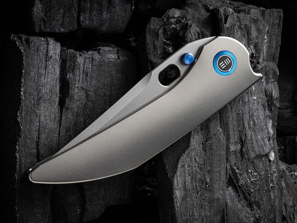 # ** HERE NOW ** - WE Knives - WE07B ATTOR - 3.55 INCH 20CV Blade - INTEGRAL Handle - Dalibor Bergam Design