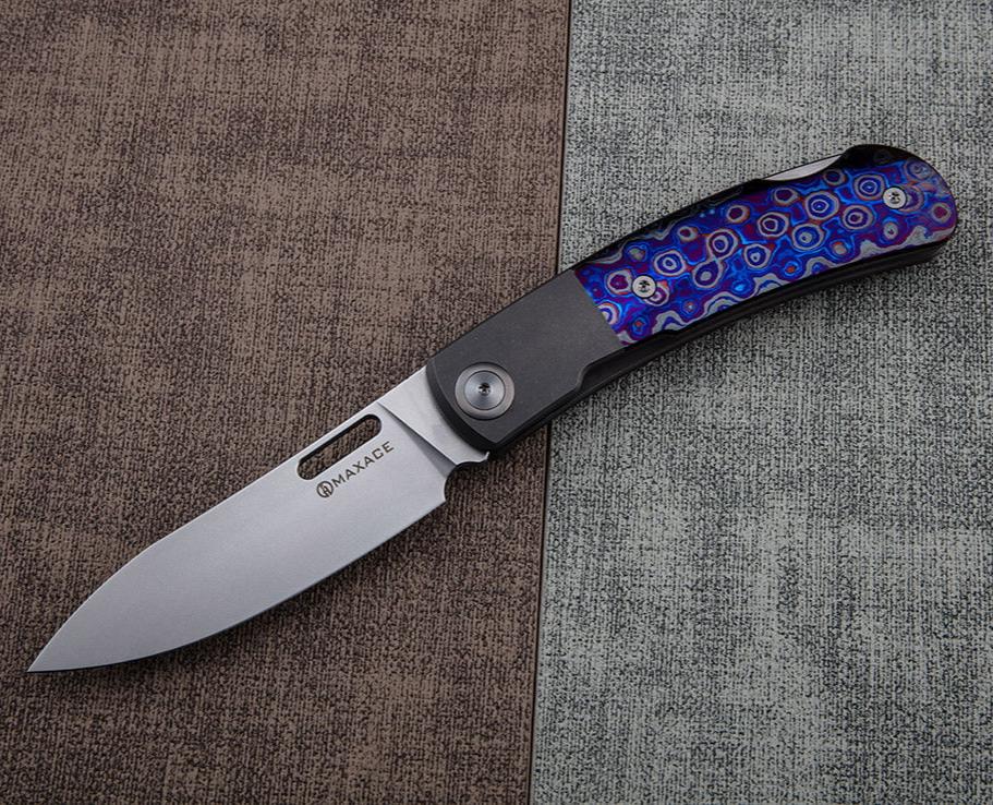 # ** COMING SOON ** MAXACE BEETLE 2.0 - MAGNACUT BLADE - SILVER CARBON FIBER - BONE ZIRCU-TI INLAYS - LOCK BACK - True Talon