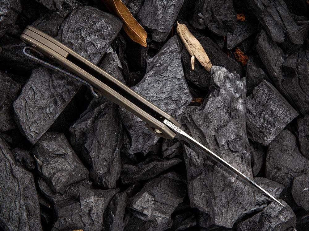 WE Knife - 2001 KITEFIN - S35VN Blade - Carbon Fiber or Titanium Handle - True Talon