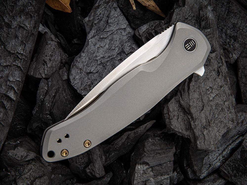 WE Knife - 2001 KITEFIN - S35VN Blade - Carbon Fiber or Titanium Handle - True Talon