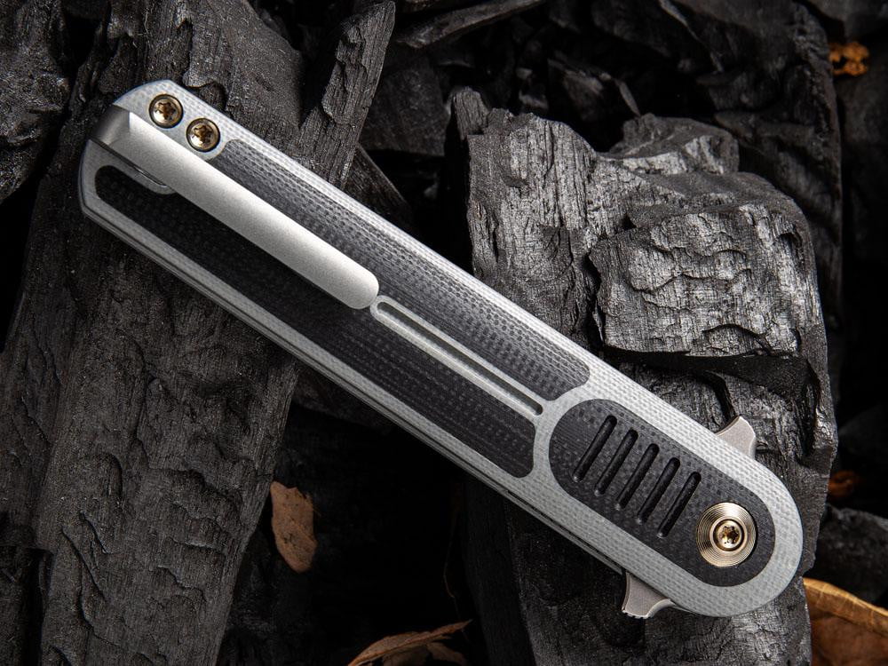 ** BACK AGAIN ** WE Knife 2002 ANGST - S35VN Blade - Carbon Fiber or G10 Handles - True Talon