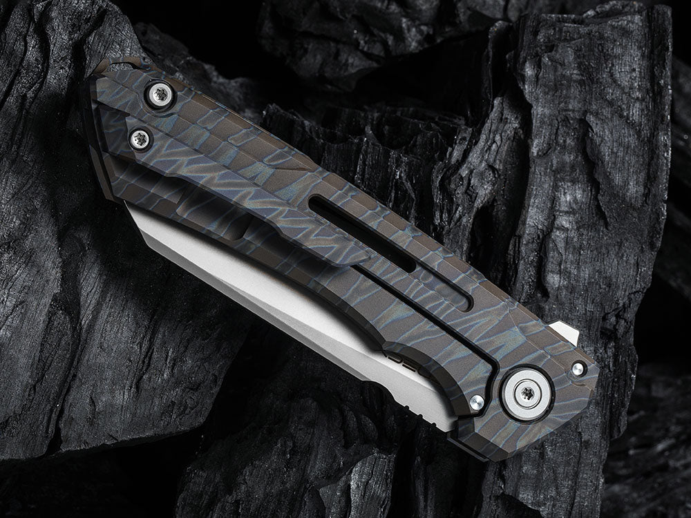 ** BACK AGAIN ** WE Knife 2003 - SNECX MINI BUSTER - 20CV Blade - MULTI ROW BEARINGS