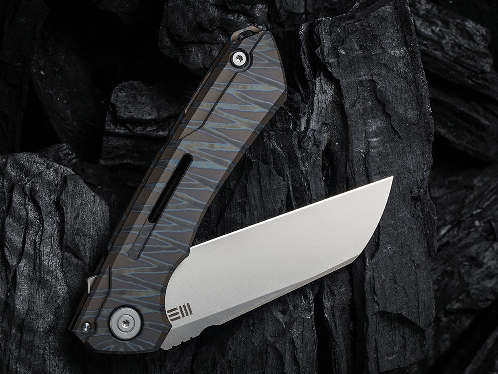 ** BACK AGAIN ** WE Knife 2003 - SNECX MINI BUSTER - 20CV Blade - MULTI ROW BEARINGS