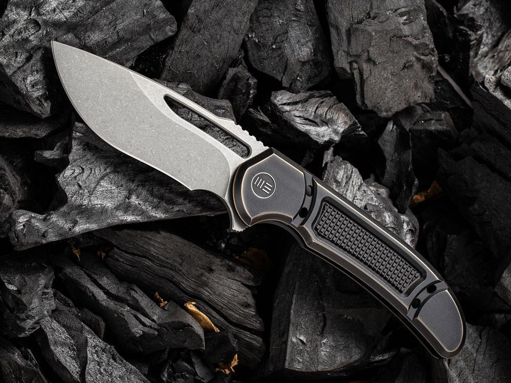 ** HERE NOW ** - WE Knives - 2007 MINAX - 20CV Blade - Titanium Handle - FERRUM FORGE DESIGN - True Talon