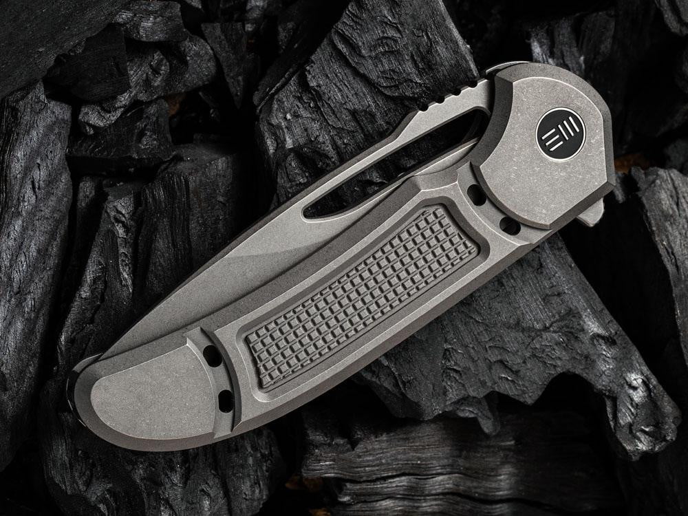** HERE NOW ** - WE Knives - 2007 MINAX - 20CV Blade - Titanium Handle - FERRUM FORGE DESIGN - True Talon