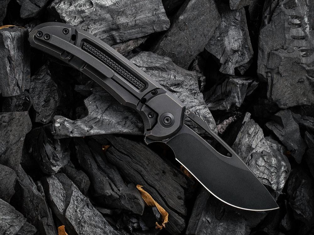 ** HERE NOW ** - WE Knives - 2007 MINAX - 20CV Blade - Titanium Handle - FERRUM FORGE DESIGN - True Talon