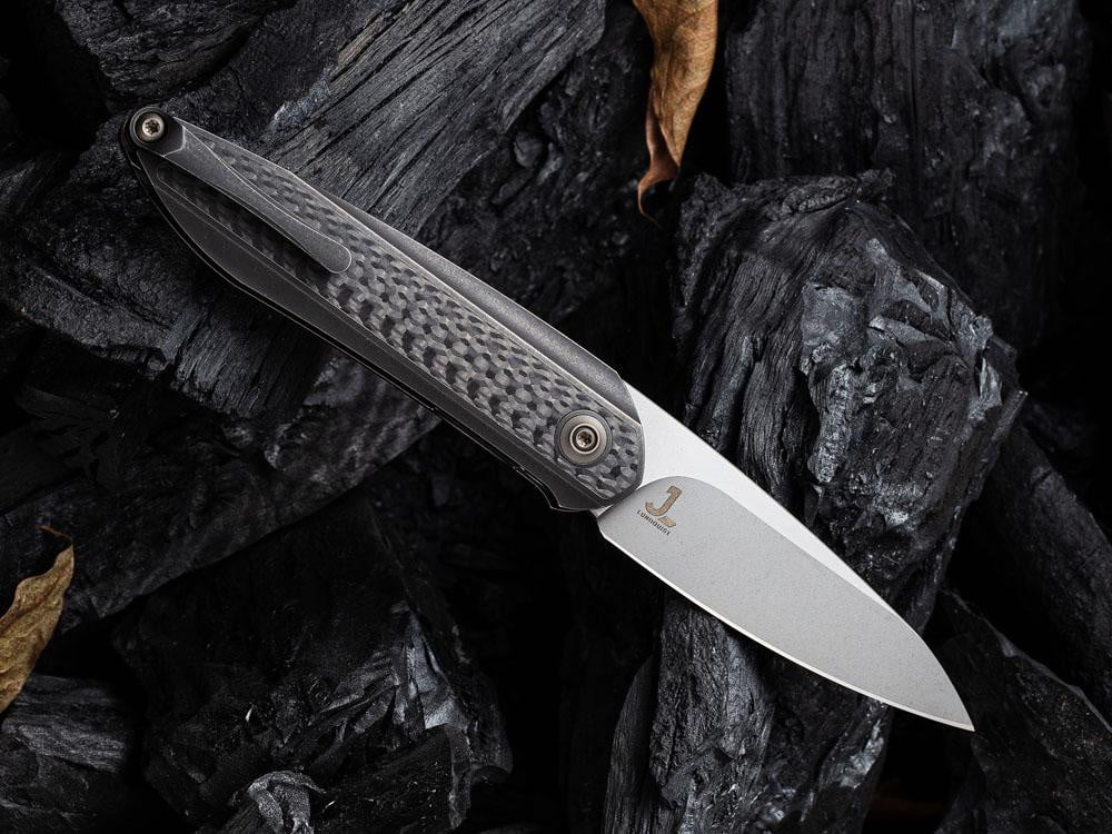 ** HERE NOW ** - WE KNIVES - 2010 BLACK VOID OPUS- 20CV Blade - Front Flipper - True Talon
