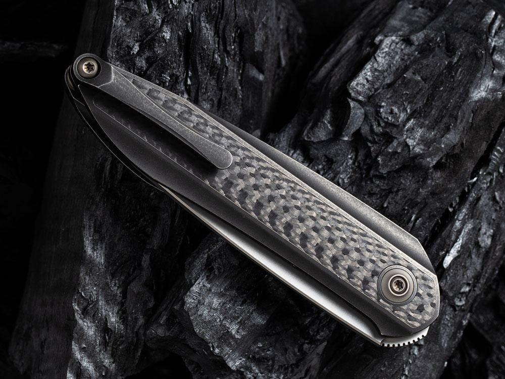** HERE NOW ** - WE KNIVES - 2010 BLACK VOID OPUS- 20CV Blade - Front Flipper - True Talon