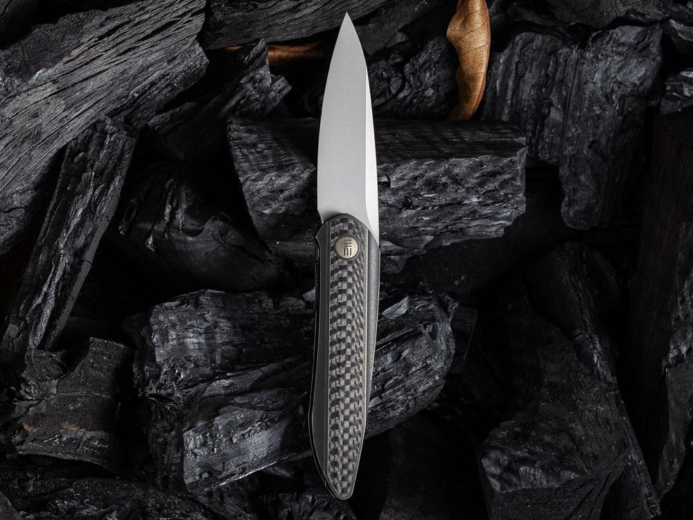 ** HERE NOW ** - WE KNIVES - 2010 BLACK VOID OPUS- 20CV Blade - Front Flipper - True Talon