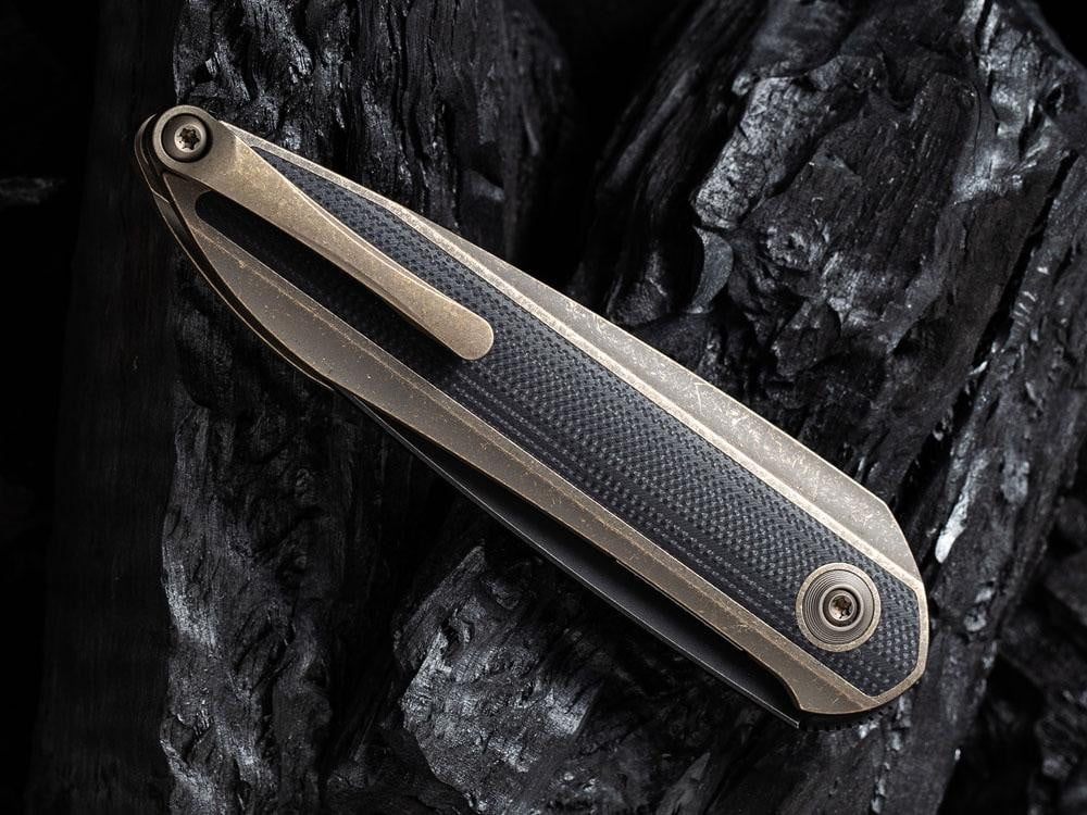 ** HERE NOW ** - WE KNIVES - 2010 BLACK VOID OPUS- 20CV Blade - Front Flipper - True Talon