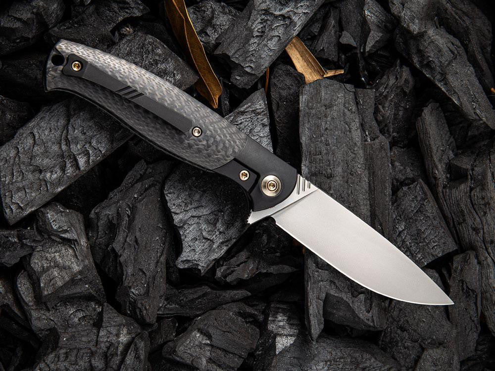 ** HERE NOW - BLACK MODEL ** WE Knives - 901 DEACON - M390 Blade - True Talon