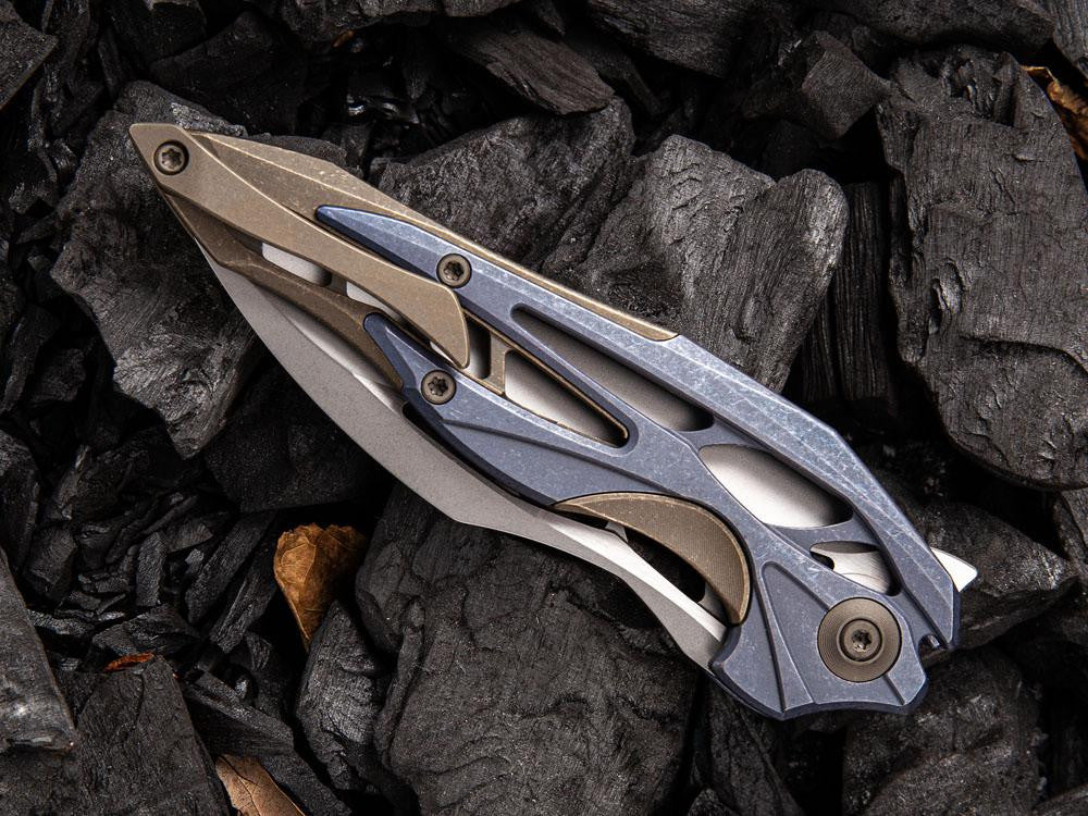 WE Knives ARRAKIS - 906 - M390 Blade - Titanium Handle - Various Color Models - True Talon