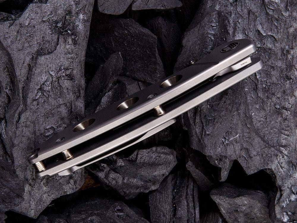 ** NOW HERE ** WE Knife 908 - SCHISM - S35VN Blade - True Talon