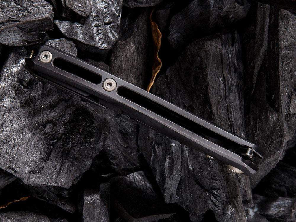 WE Knife 910 - 037 - M390 Blade - True Talon