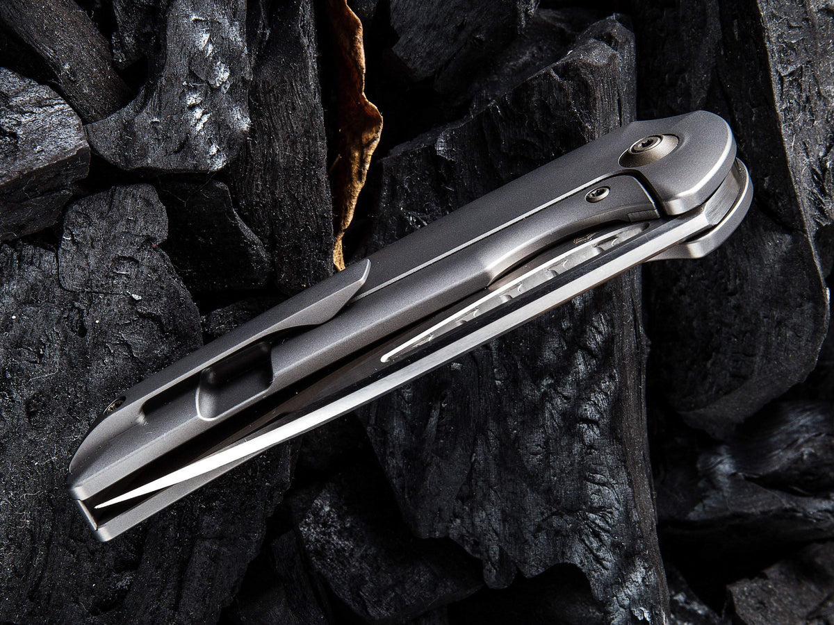 WE Knives - 911 MALICE - M390 Blade - Ferrum Forge Design - True Talon