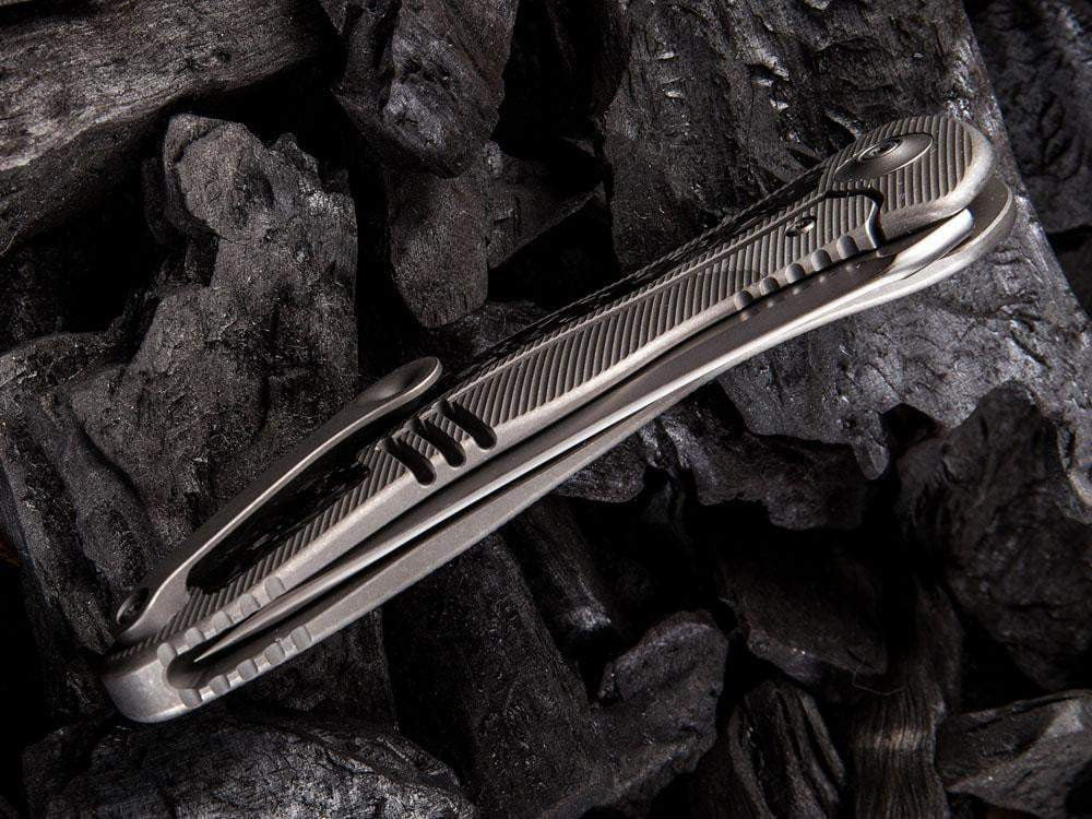 ** HERE NOW ** WE Knife 912 - SYNERGY2 - M390 Blade - Integral Handle - True Talon