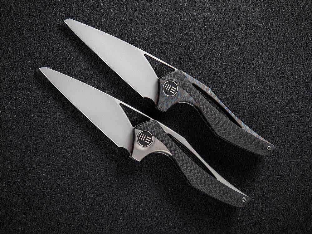 WE Knives ÆternA - 918 - M390 Blade - Carbon Fiber and titanium handle - True Talon
