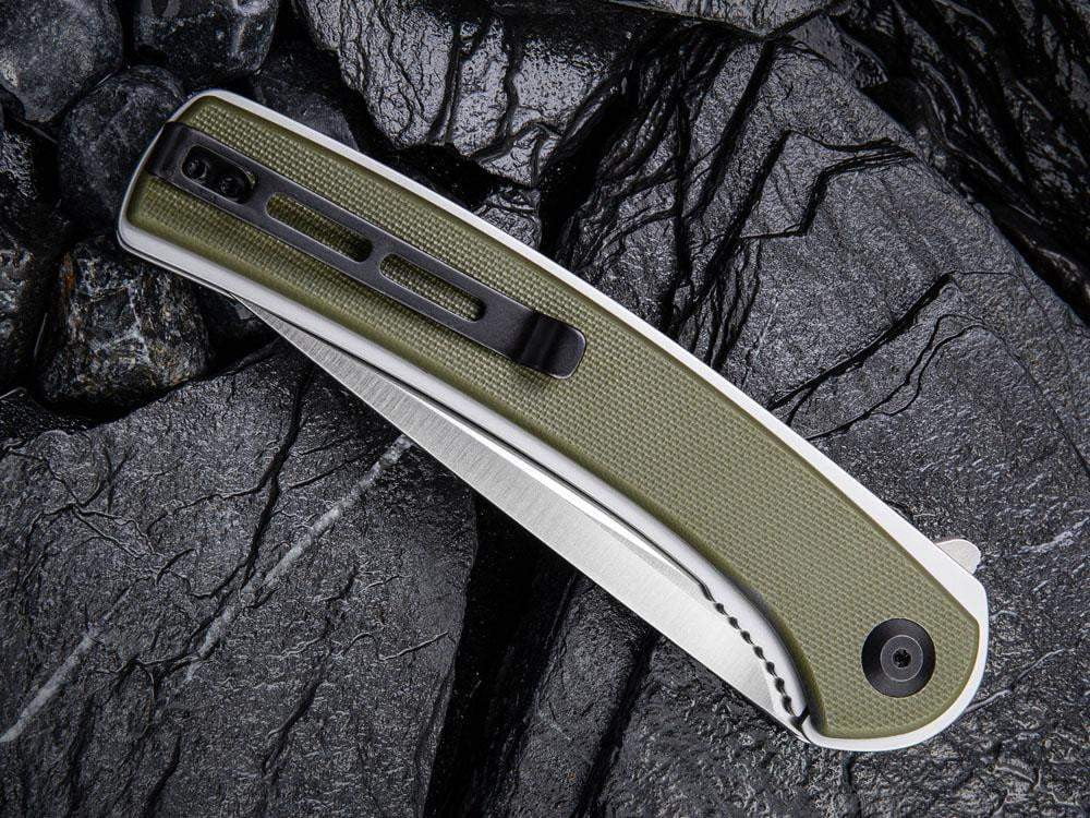 ** HERE NOW ** CIVIVI - C2002 Asticus - D2 blade - G10 Handle - True Talon
