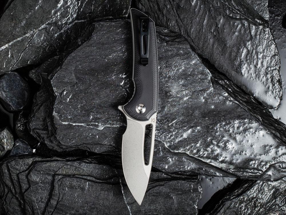 ** HERE NOW ** CIVIVI - C2010 ODIUM - D2 BLADE - G10 HANDLE - FERRUM FORGE DESIGN - True Talon