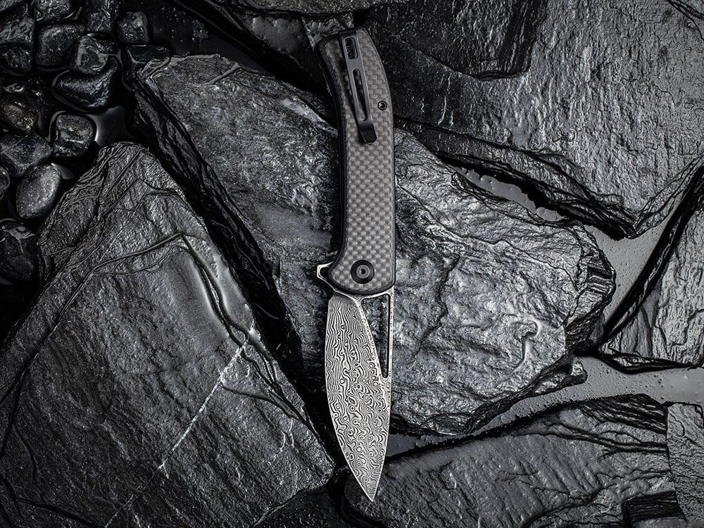 ** HERE NOW ** CIVIVI - C2024DS Riffle - DAMASCUS blade - Carbon Fiber or Sandal Wood Handle - True Talon
