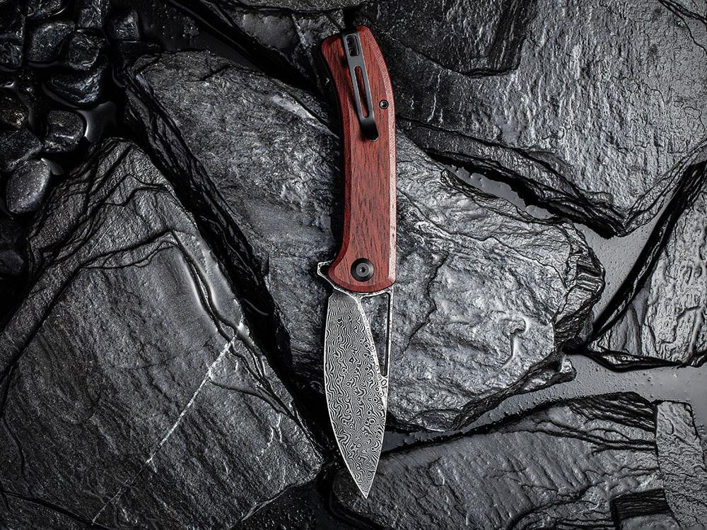 ** HERE NOW ** CIVIVI - C2024DS Riffle - DAMASCUS blade - Carbon Fiber or Sandal Wood Handle - True Talon