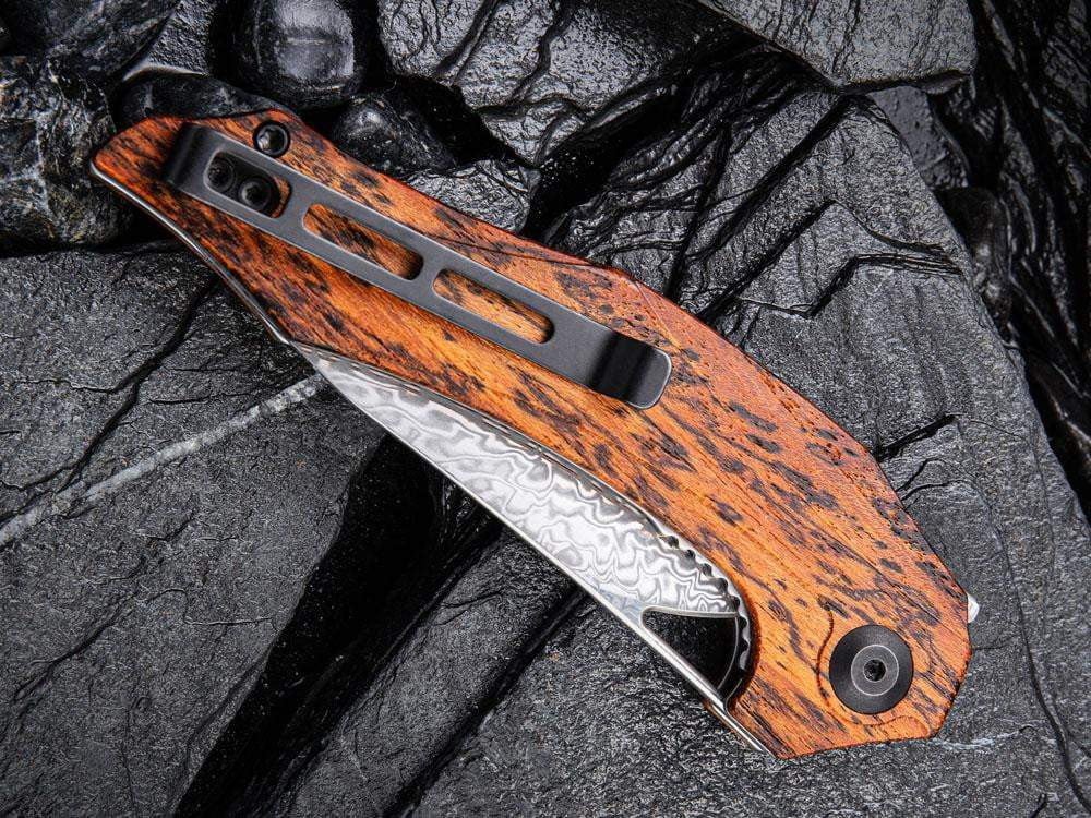 ** HERE NOW ** CIVIVI - C904DS-2 PLETHIROS - Damascus Blade - Golden Sandalwood Handle - True Talon