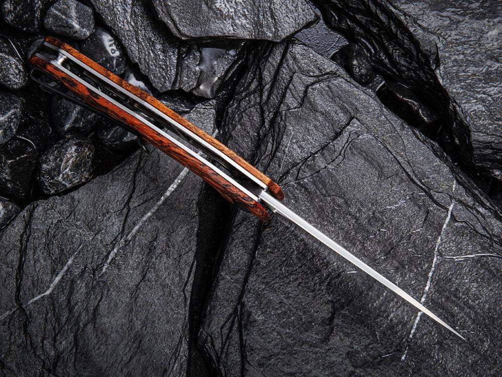 ** HERE NOW ** CIVIVI - C904DS-2 PLETHIROS - Damascus Blade - Golden Sandalwood Handle - True Talon