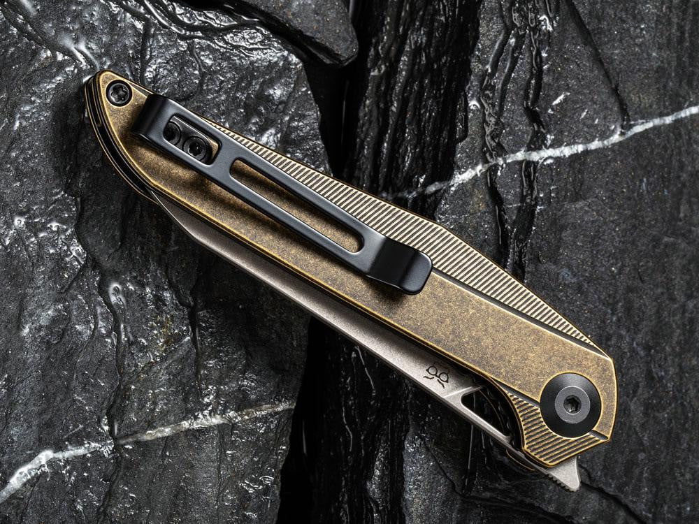 CIVIVI - C905D MCKENNA - 154CM Blade - BRASS Black Stonewashed Handle - True Talon