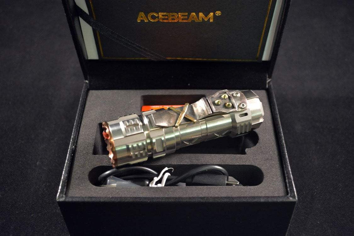 ** UNDER COST PRICE FLASH SALE ** Acebeam TK17 TITANIUM - LIMITED EDITION WITH CUSTOM SILVER CLIP - 2300 LUMEMS - True Talon