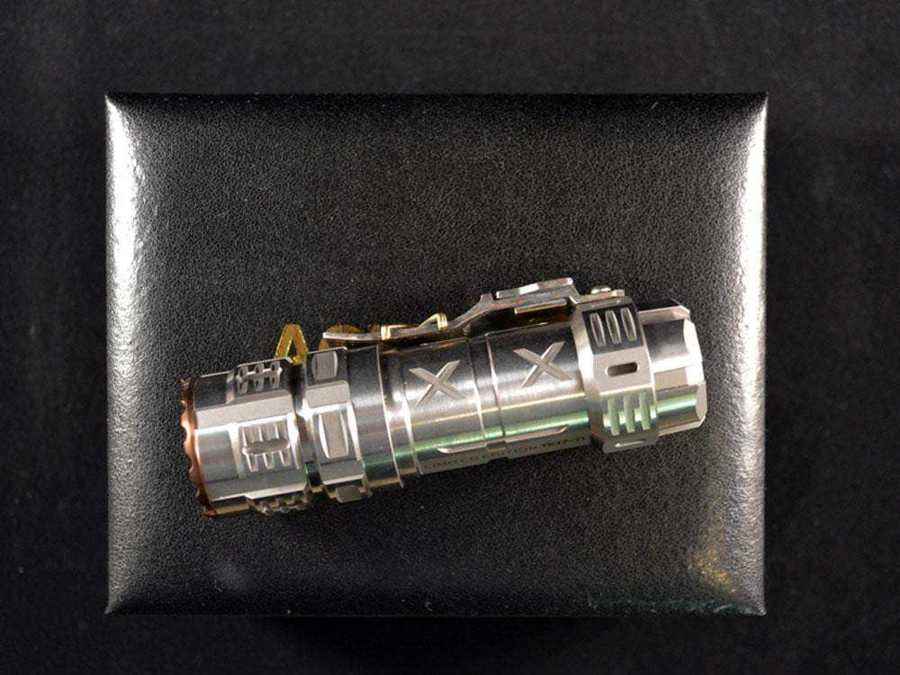 ** UNDER COST PRICE FLASH SALE ** Acebeam TK17 TITANIUM - LIMITED EDITION WITH CUSTOM SILVER CLIP - 2300 LUMEMS - True Talon