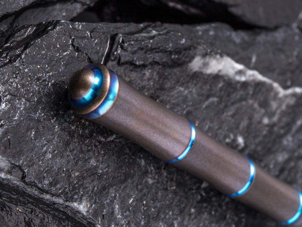 ** BACK AGAIN ** WE Knife TP-04 - Syrinx Titanium Pen - True Talon