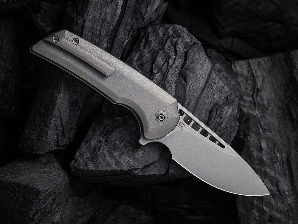 WE Knives - WE054BL MINI MALICE - 20CV Blade - Button Lock - Ferrum Forge Design